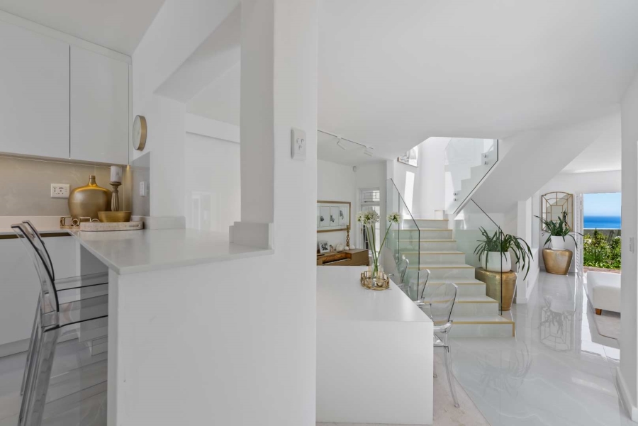 3 Bedroom Property for Sale in Camps Bay Western Cape